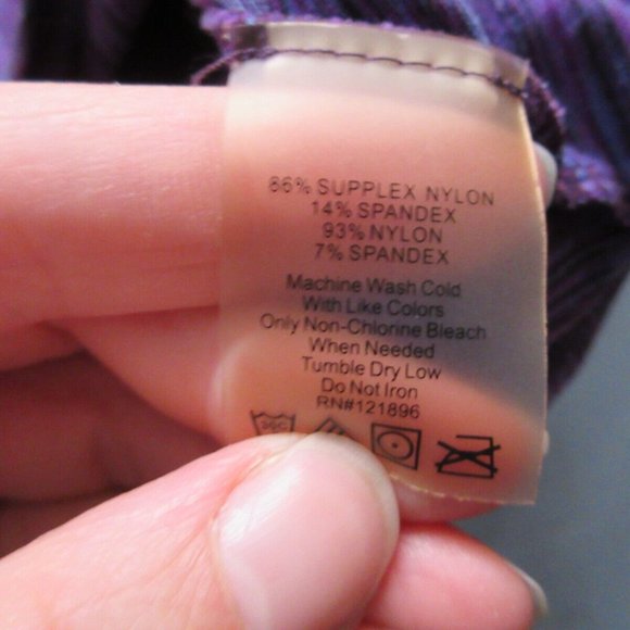 Title Nine Sweater Women Medium Zip Pocket Golf Active Workout Gym Hooded Top - Picture 7 of 12